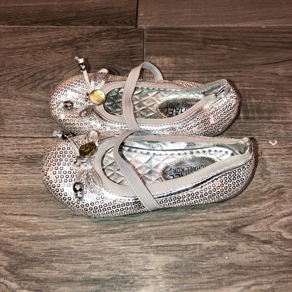 michael kors doll shoes price